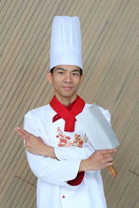 早期非洲网红厨师男,从厨艺达人到网络红人的蜕变之路